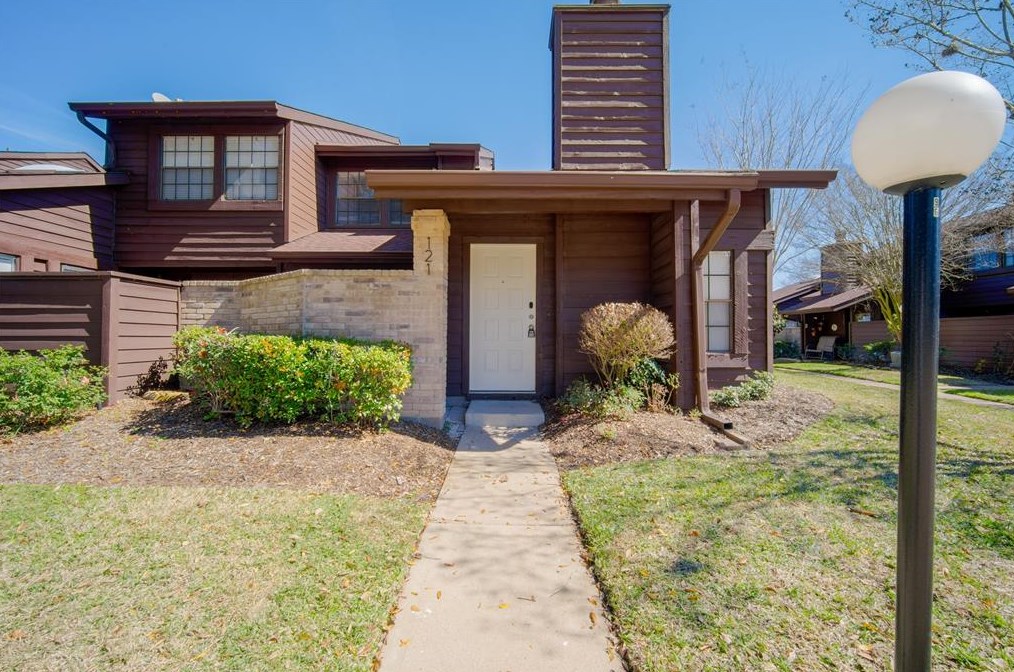 2611 Grants Lake Blvd Apt 121, Sugar Land, TX 77479