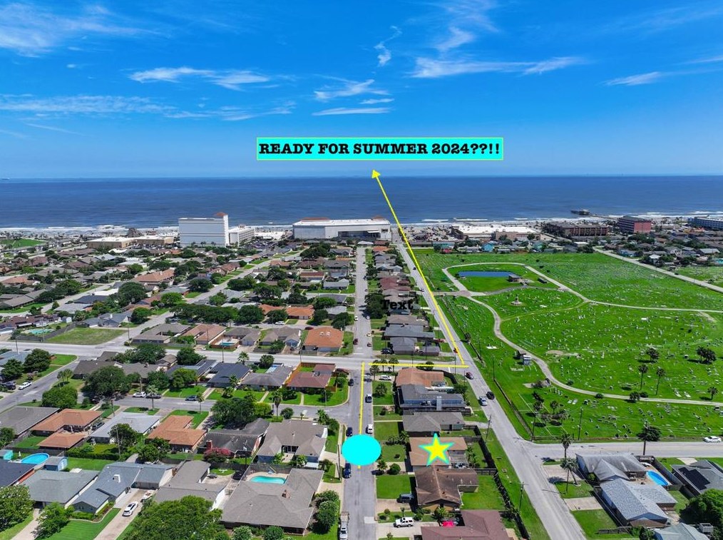 2809 Palm Cir, Galveston, TX 77551-5557