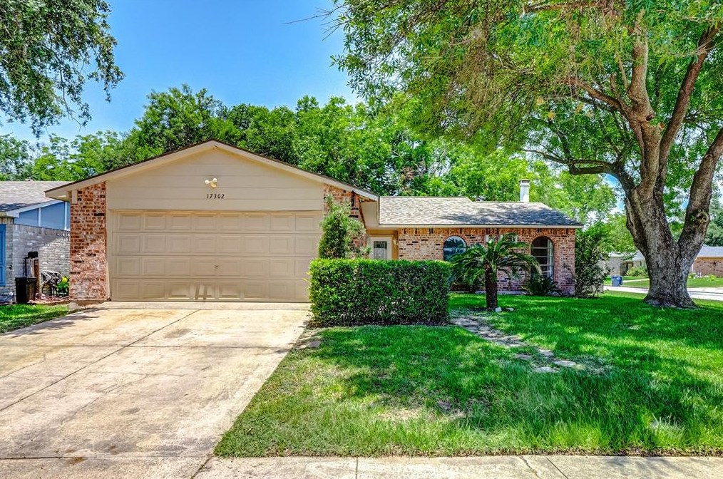 17302 Yorkglen Dr, Houston, TX 77084-1156