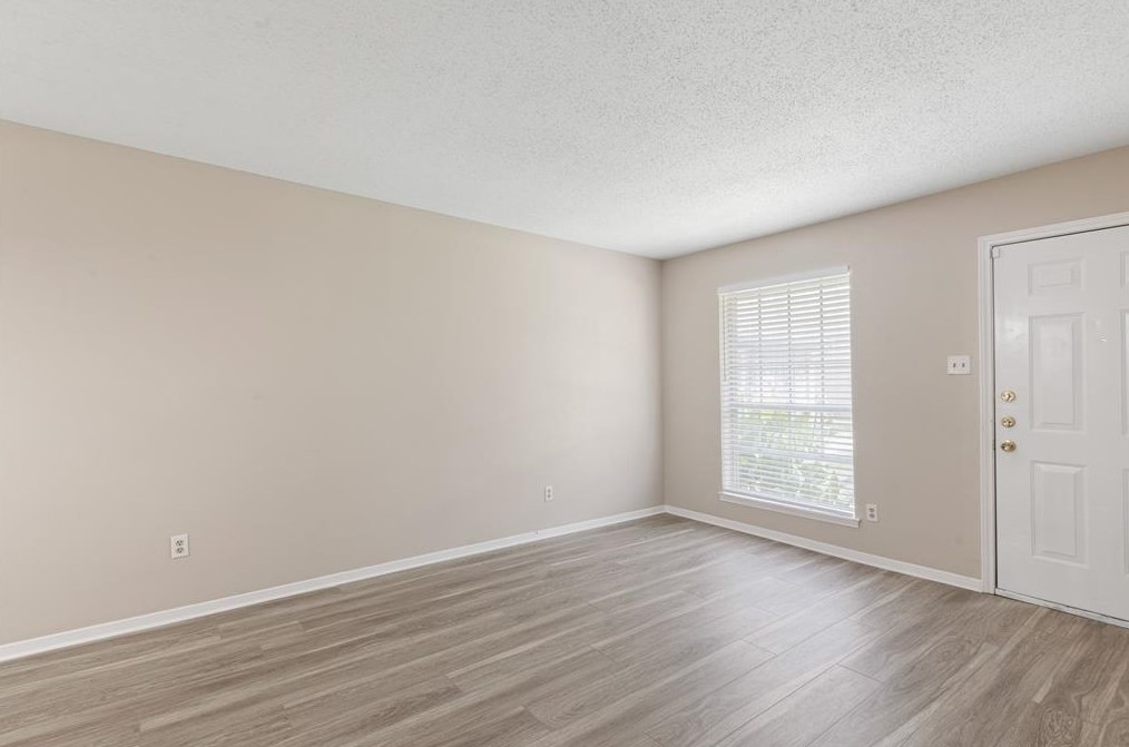 233 Tri Oaks Ln #233, Houston, TX