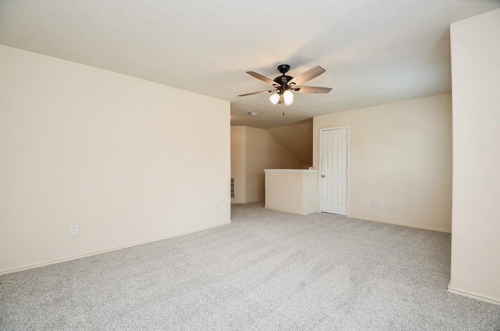 6626 Barker Bnd Ln, Katy TX  77449-0118 exterior