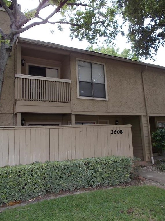 3608 Ocee St, Houston, TX 77063-5445