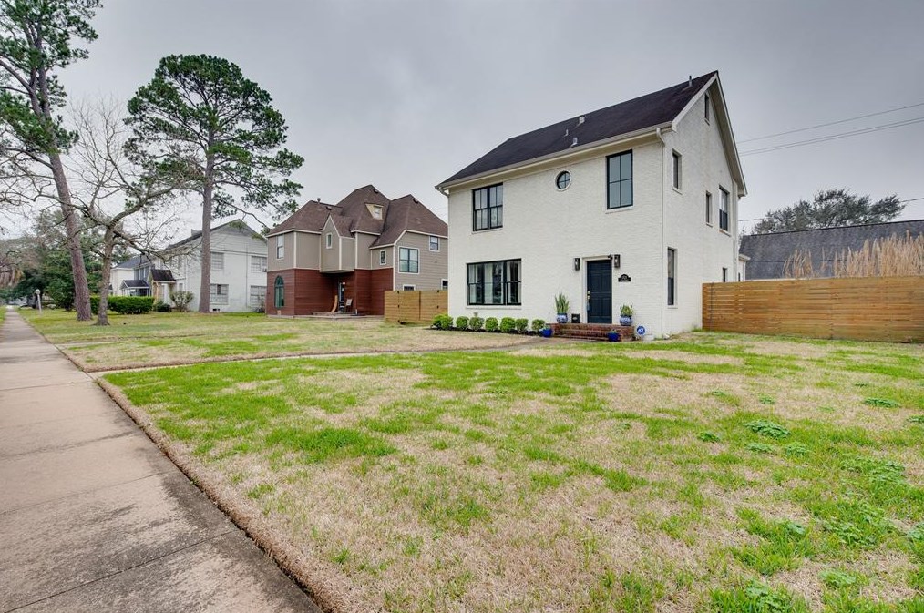 3312 Palm St, Houston, TX 77004