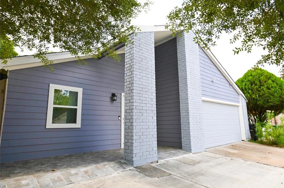 3059 Hazy Park Dr, Houston, TX 77082-3501