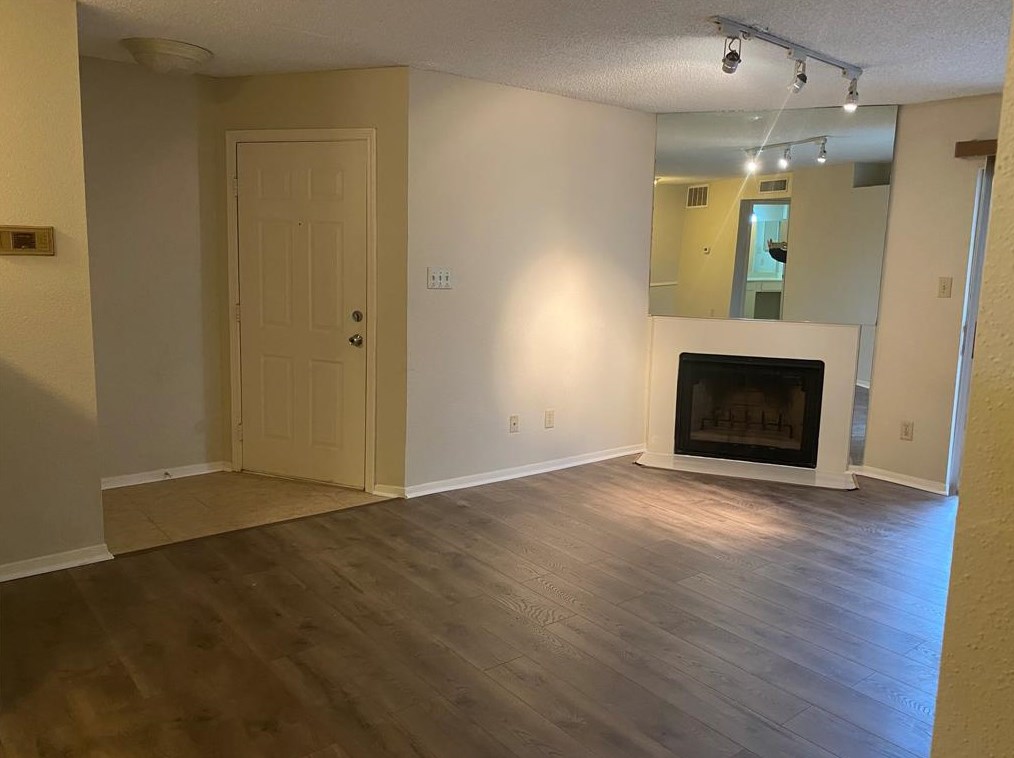 2121 Hepburn St #705, Houston, TX 77054