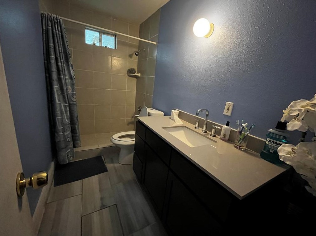 2908 Baer St, Houston TX  77020-6004 exterior