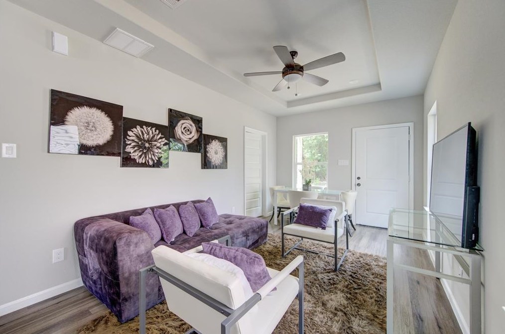 8155 Tate St, Houston, TX 77028-5543