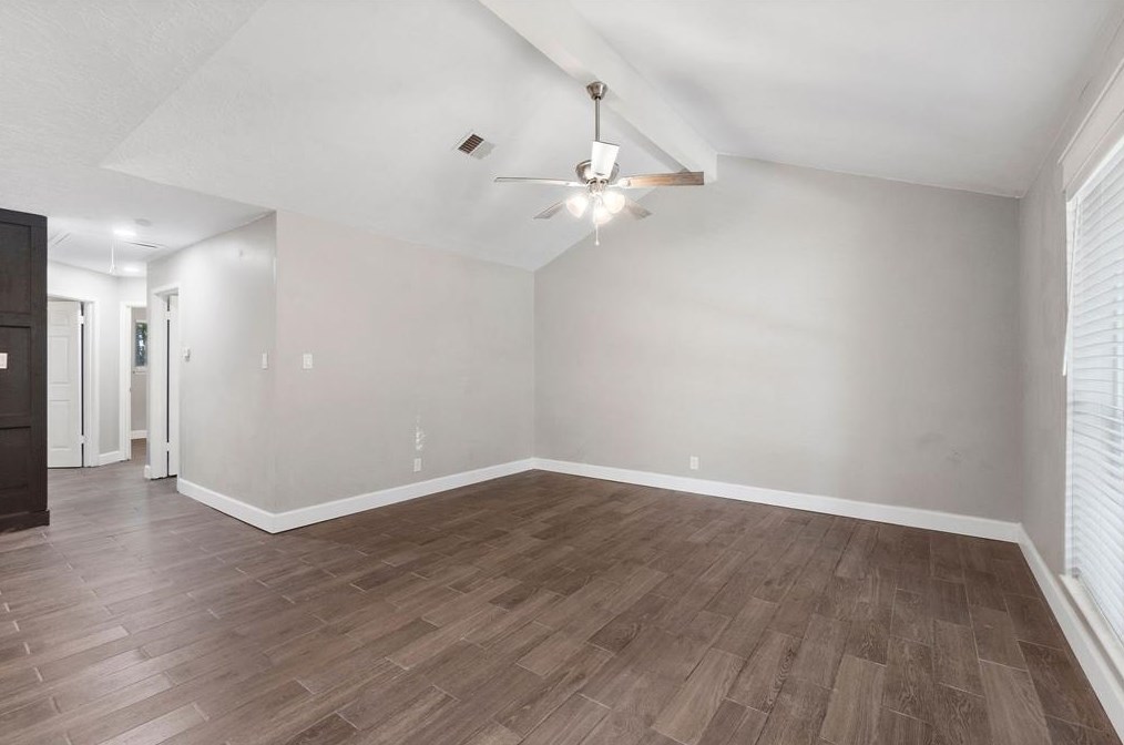 16962 Larkspur, Conroe, TX 77385