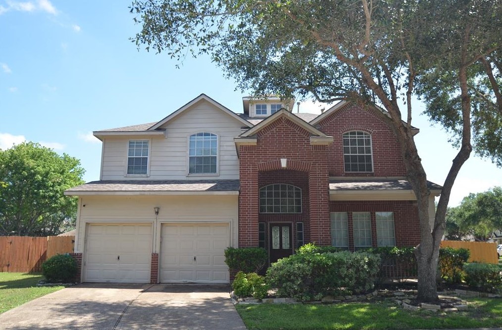 10311 Dell Ct, Missouri City, TX 77459-6597