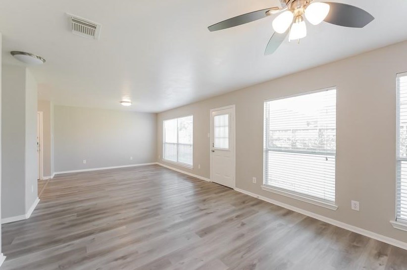 4631 Prima Vera Dr, Houston TX  77045-3537 exterior