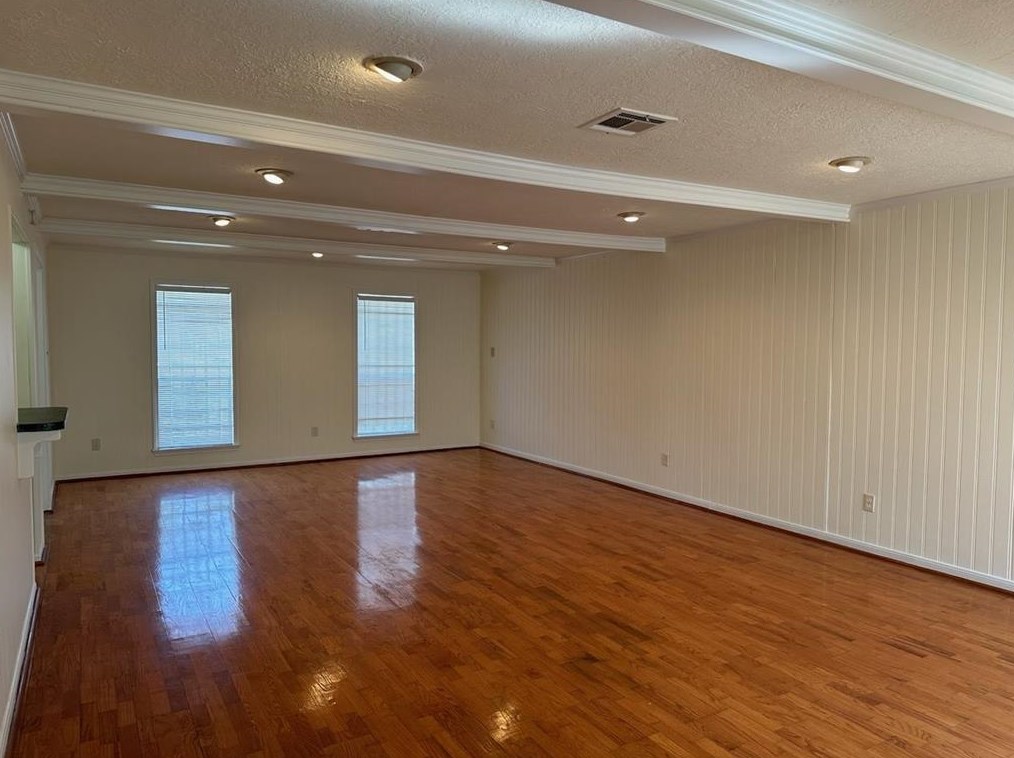 11411 Briar Forest Dr, Houston TX  77077-5107 exterior