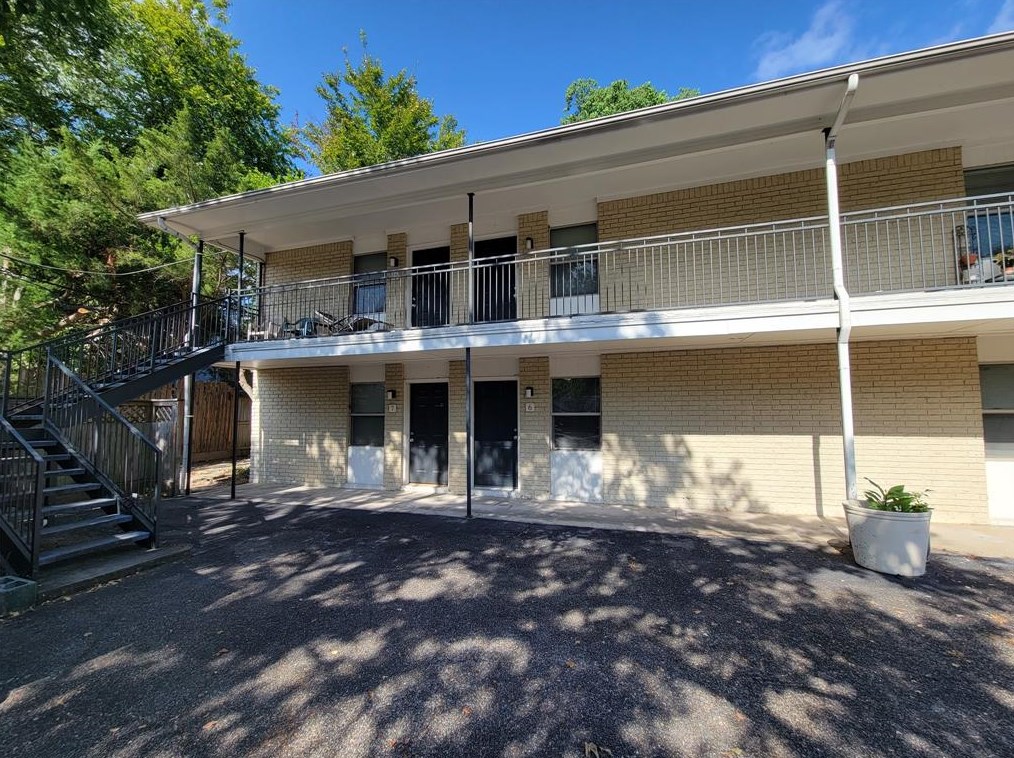 845 Beverly St #6, Houston, TX 77007