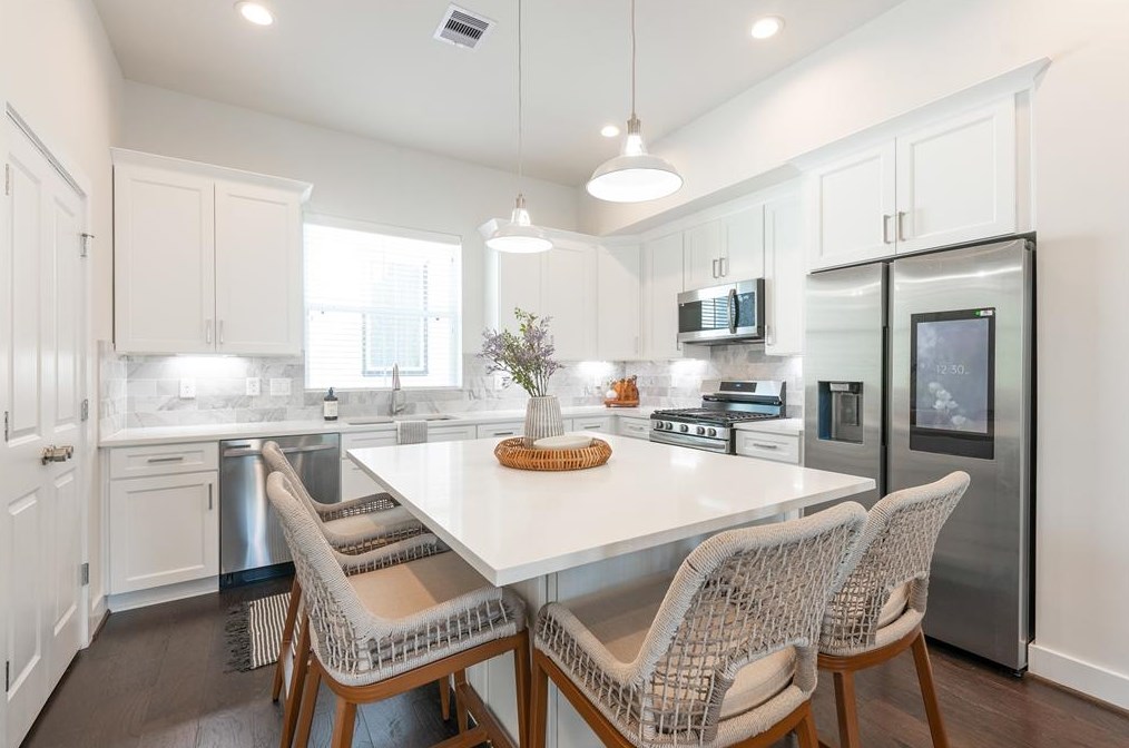 5434 Wheatley St, Houston, TX 77091-5557