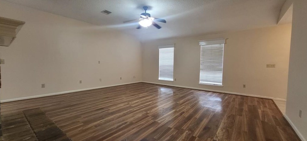 9322 Towerstone Dr, Spring TX  77379-4464 exterior