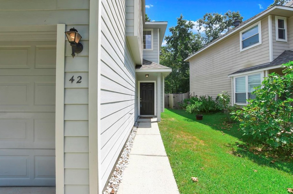 42 Ledgestone Pl, Spring TX  77382-1741 exterior