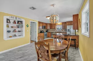 14 Dolphin St, Bayou Vista, TX 77563 - Photo 20