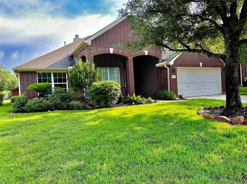 9103 Sandstone Falls, Tomball, TX 77375