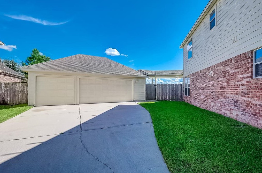 21119 White River Ct, Richmond, TX 77406