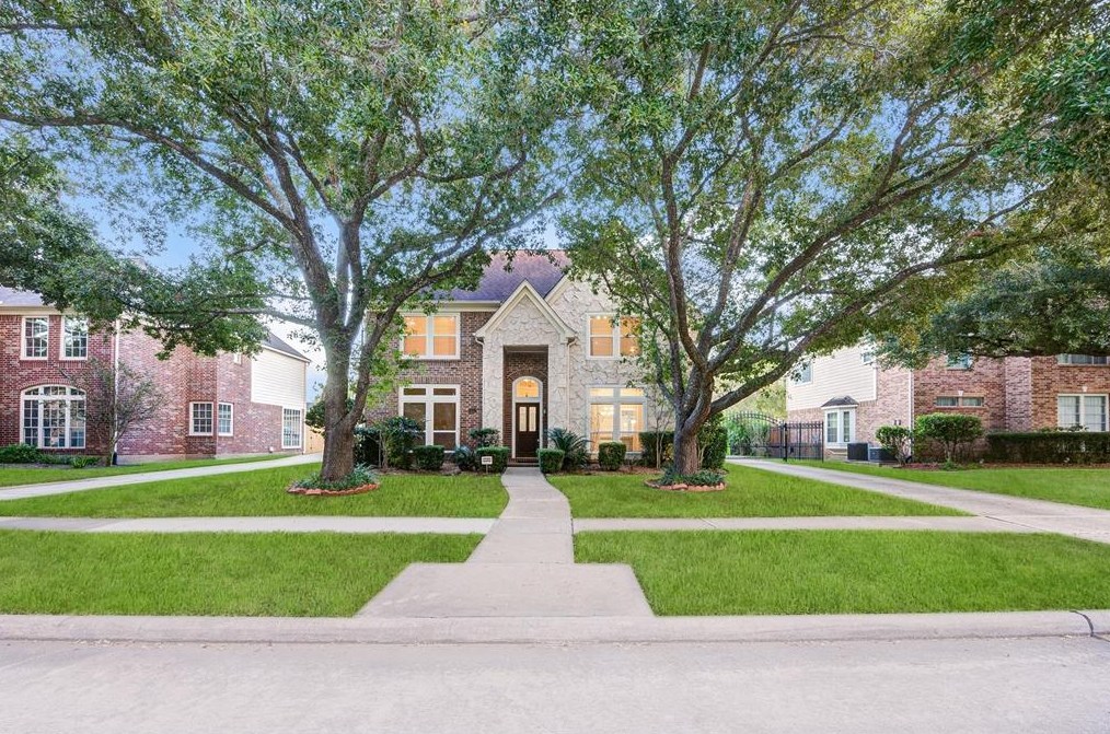 2027 Westshore Dr, Missouri City, TX 77459