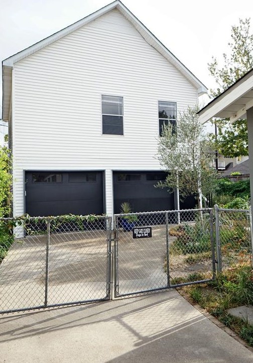 618 E 16th St #1/2, Houston, TX 77008