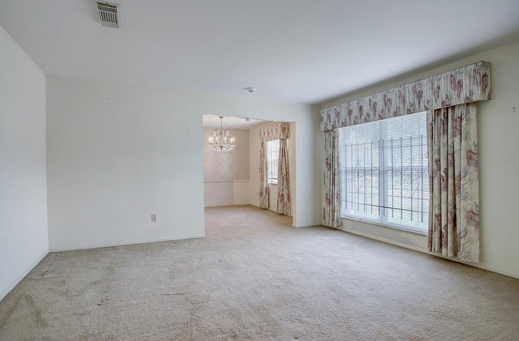 6023 Claridge Dr, Houston TX  77096-5824 exterior