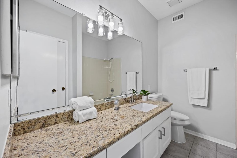 2844 Holly Hall, Houston TX  77054-4146 exterior