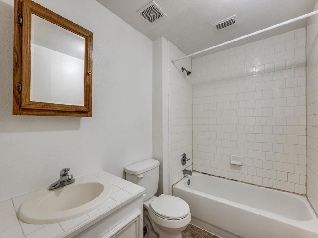 4109 Jack St, Houston TX 77006-5660 exterior