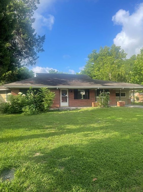 7811 Trentway St, Houston TX  77040-6117 exterior