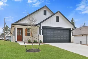 26439 Lake Shore Dr, Hempstead, TX 77445 - Photo 2