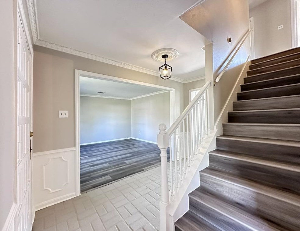 17627 Cypress Spring Dr, Spring TX  77388-5723 exterior