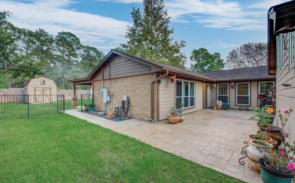 21710 Glenbranch Dr, Spring TX  77388-3315 exterior