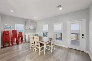1326 Emerald Dr, Port Bolivar, TX 77650 - Photo 12