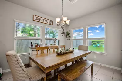 233 Twin Lakes Boulevard, West Columbia, TX 77486 - Photo 18