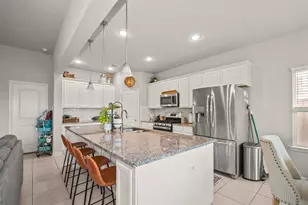 233 Twin Lakes Blvd, West Columbia, TX 77486 - Photo 10