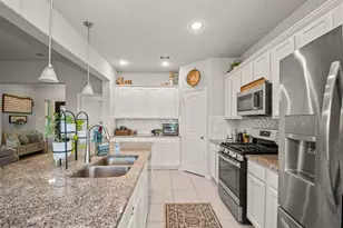 233 Twin Lakes Blvd, West Columbia, TX 77486 - Photo 16