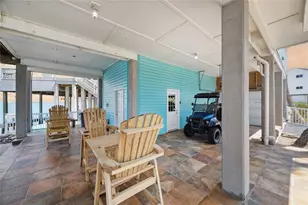 139 Isles End Rd, Tiki Island, TX 77554 - Photo 6