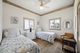 139 Isles End Rd, Tiki Island, TX 77554 - Photo 24