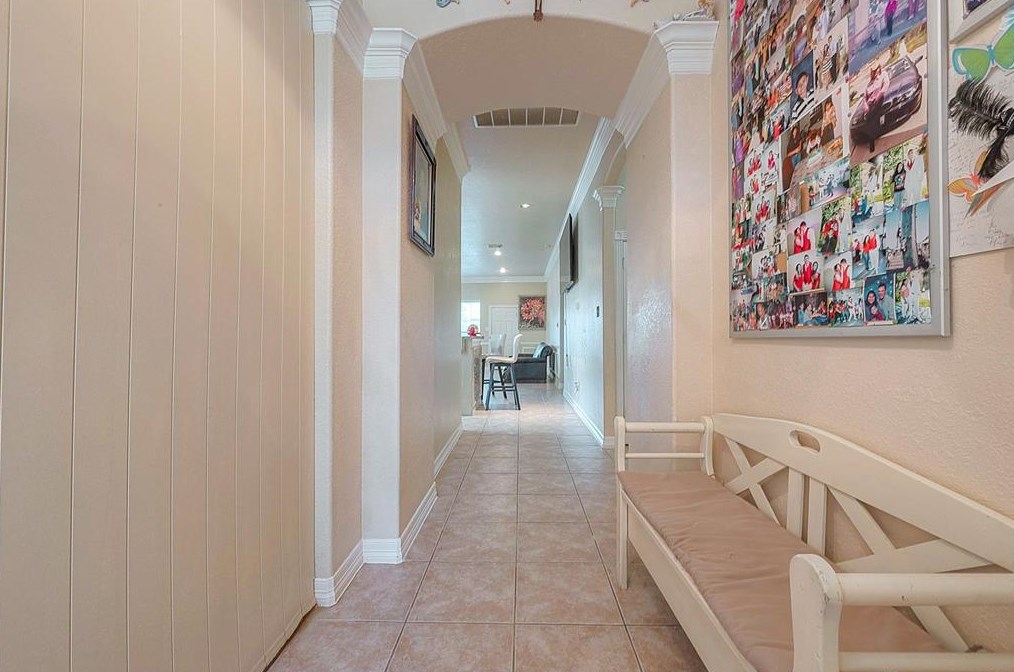 4855 Raven Ridge Dr, Houston, TX 77053