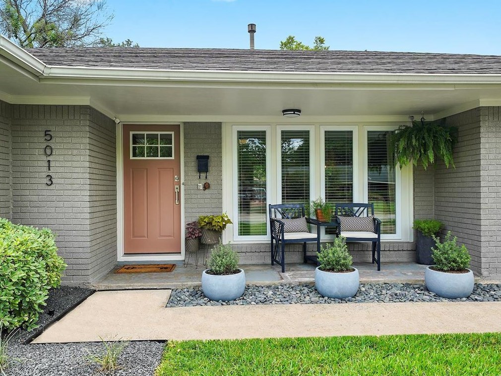 5013 Nina Lee Ln, Houston, TX 77092