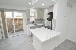 10501 South Dr, Houston, TX 77099 - Photo 10