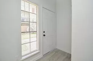 10501 South Dr, Houston, TX 77099 - Photo 6