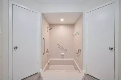 2107 Shadowbriar Drive, Houston, TX 77077 - Photo 28