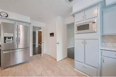 2107 Shadowbriar Drive, Houston, TX 77077 - Photo 16