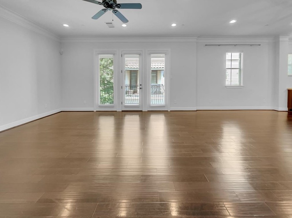 1135 15th 1/2 St, Houston, TX 77008-3417