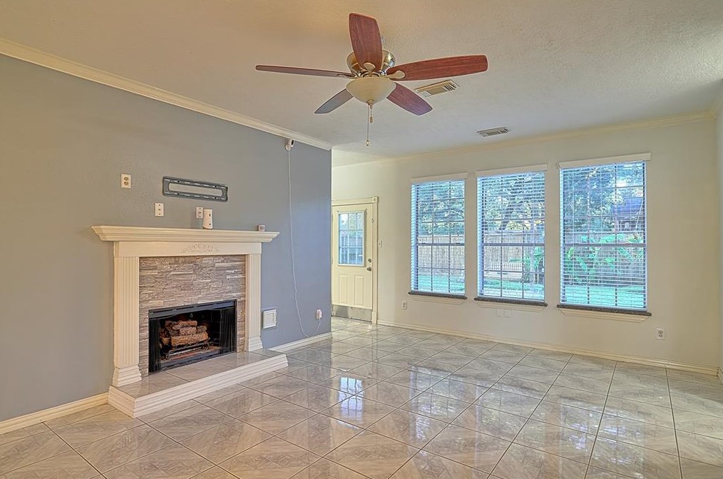 1420 Old Hickory Ln, League City, TX 77573