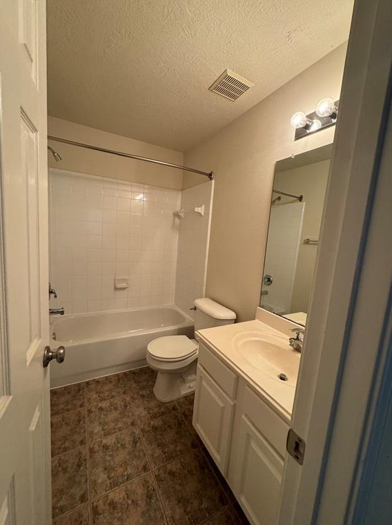 135 Burberry Cir, Conroe TX  77384-5065 exterior