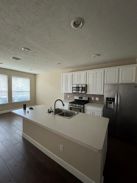 135 W Burberry Cir, Conroe, TX 77384