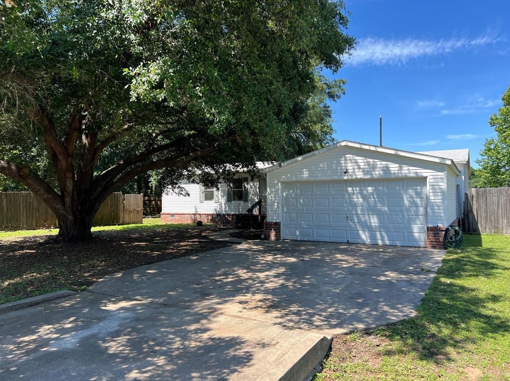 16473 Spring Rain Ct, Conroe, TX 77302-8031