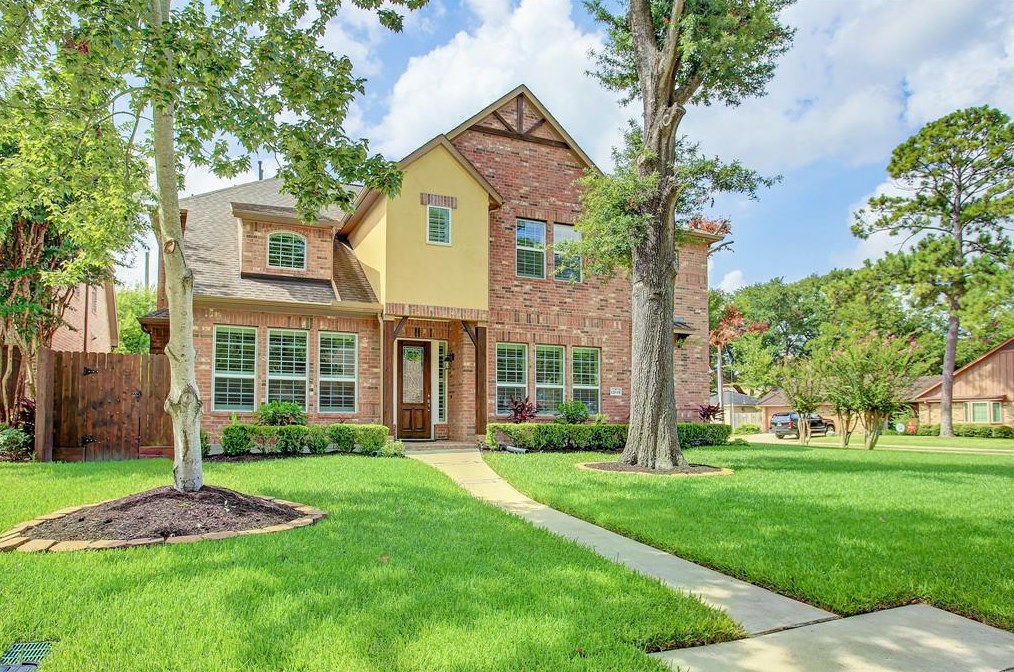 12635 Rocky Meadow Dr, Houston, TX 77024
