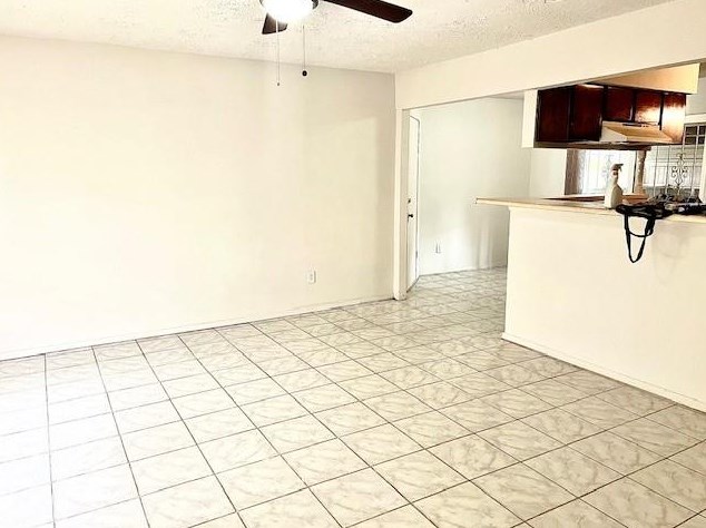 12219 Marsham Cir, Houston, TX 77066-4108